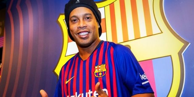 Barcelona y Ronaldinho, una relación gloriosa que se acerca al final