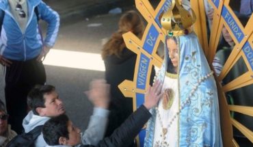 translated from Spanish: He began the pilgrimage to Lujan