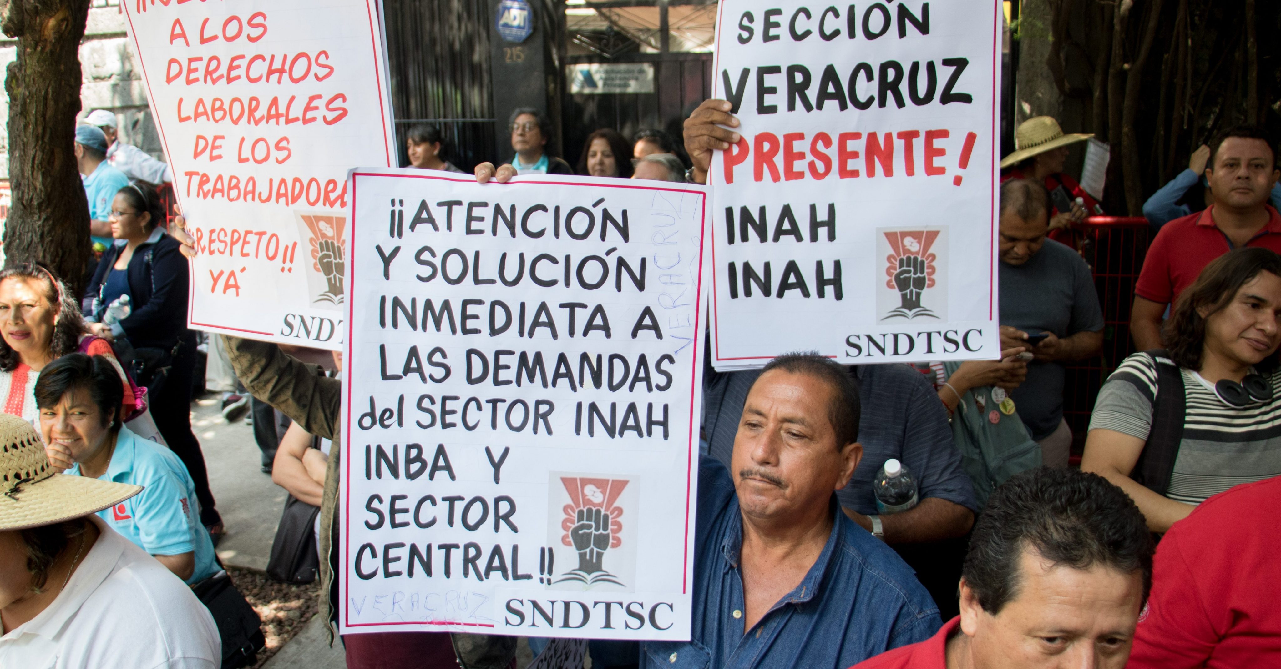 Culture workers reject plan of AMLO moving Secretary