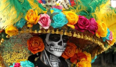 translated from Spanish: El desfile del Día de Muertos en CDMX