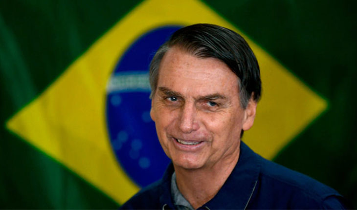 translated from Spanish: El ultraderechista Jair Bolsonaro es el nuevo presidente de Brasil