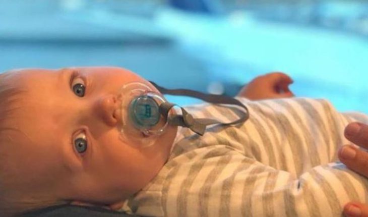 translated from Spanish: Mirko, the baby who could get a Guinness World Record for both travel