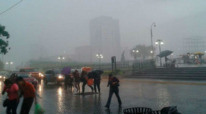 Por tormenta "Vicente" habrá fuertes lluvias en el país