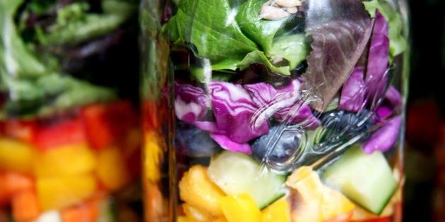 Reusable bottles: for salads? | Filo News