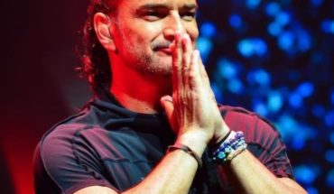 translated from Spanish: Ricardo Arjona runs through Buenos Aires: places where he began his career
