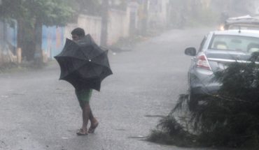 translated from Spanish: Storms and rains flog these States, as well as up to 40° C