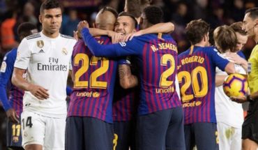 translated from Spanish: Triunfo histórico: Barcelona golea 5 a 1 al Real Madrid y ahonda su crisis