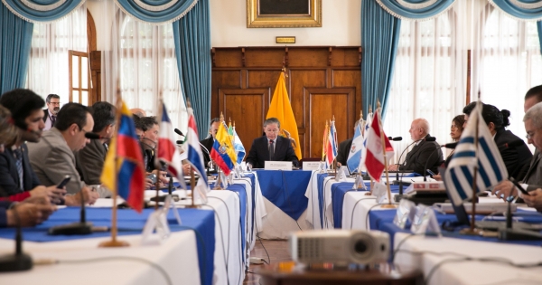 Chile y otros siete países suscriben “plan de acción” para facilitar migración venezolana