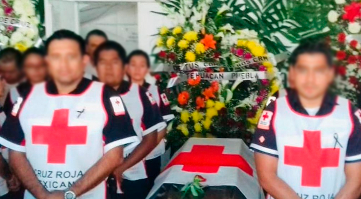 Dan el último adiós al paramédico asesinado el domingo en Taxco, Guerrero