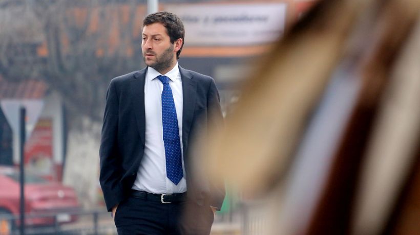 Diputado Coloma y asilo a Palma Salamanca: “Se cometió un error al no tener embajador en Francia”
