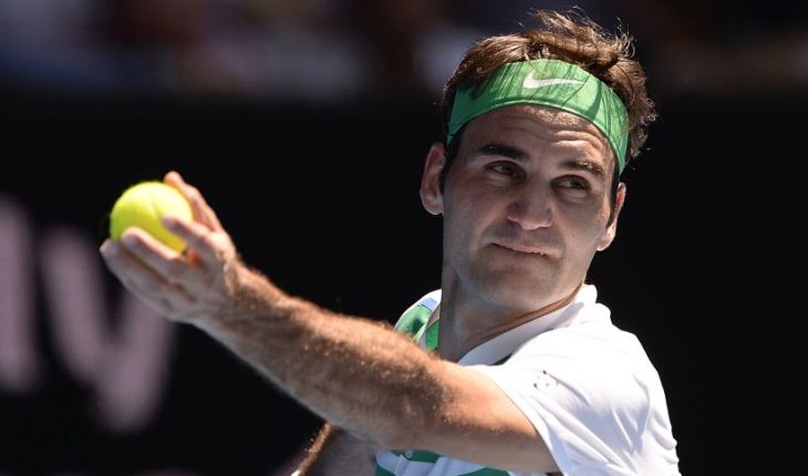 Djokovic y Federer se enfrentan por el paso a la final en París