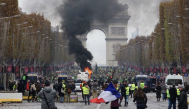 Manifestaciones contra el “gasolinazo” en Paris, deja episodios violentos