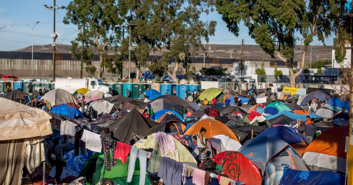 Número de migrantes triplica capacidad de albergue en Tijuana