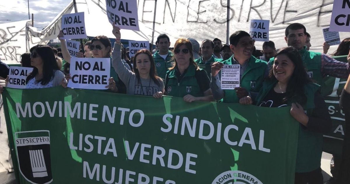Protesta y corte de trabajadores del shopping Buenos Aires Desing