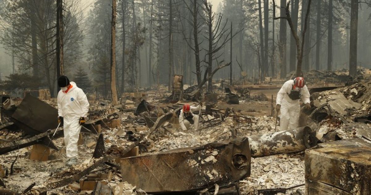 Suman 48 muertos por incendios en el norte de California