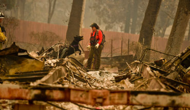 translated from Spanish: 42 came up the dead in the massive fire in California