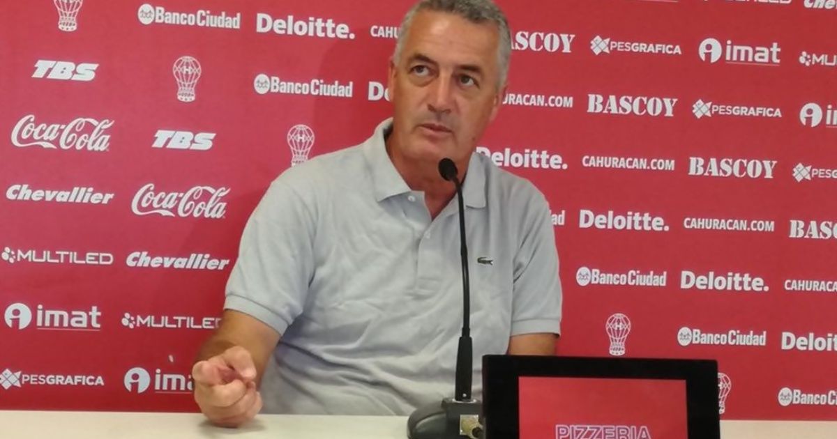Alfaro estalló contra Conmebol, AFA y la Superliga: "Este fútbol me da asco"