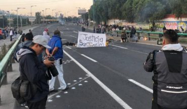 translated from Spanish: An arrest in the limits of CDMX causes to residents of the State of Mexico close the Mexico-Pachuca