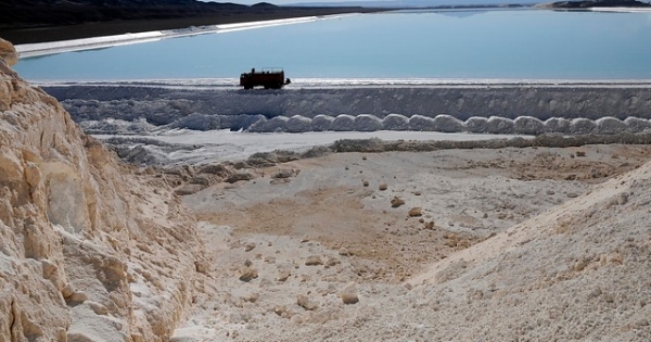 BE rejected environmental study of Albemarle and lithium mining cuts ambitions in Chilean market