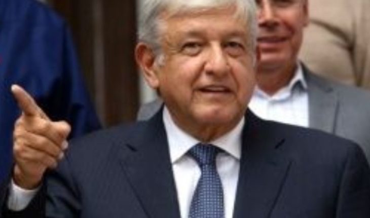 translated from Spanish: Dan “low blow” López Obrador with cover of Magazine