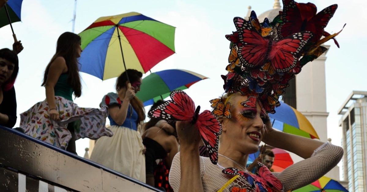 Diversity back to the streets: new pride March in Buenos Aires