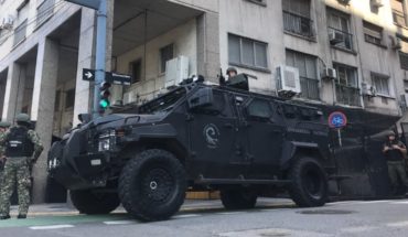 translated from Spanish: G20: El centro porteño copado las por fuerzas de seguridad