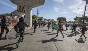 translated from Spanish: INM deportará a 98 migrantes por intentar cruzar la frontera