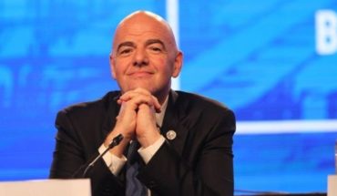 translated from Spanish: Luxury visit: Gianni Infantino will travel to see the final between River and Boca