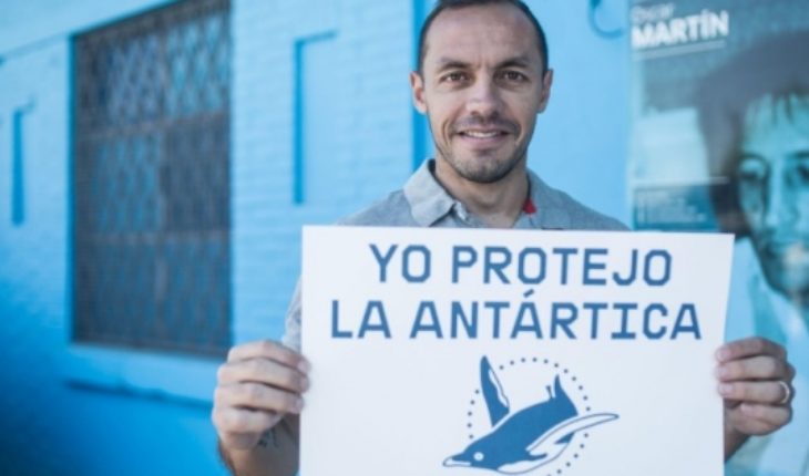 translated from Spanish: Marcelo Díaz: the new crack of whales and penguins
