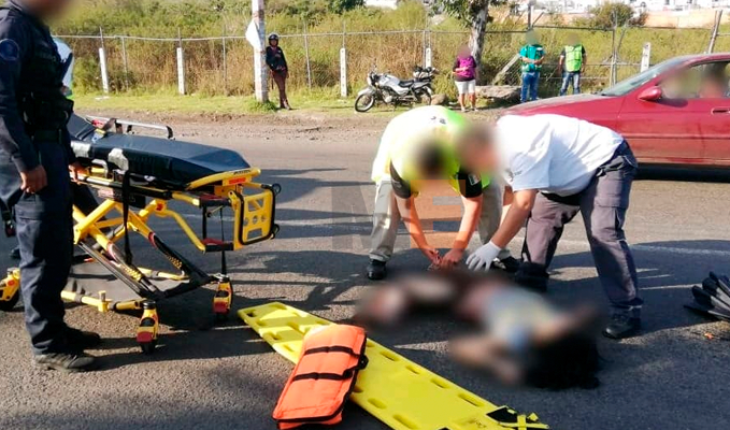translated from Spanish: Mujer atropellada en la Morelia-Quiroga muere en el Hospital Civil