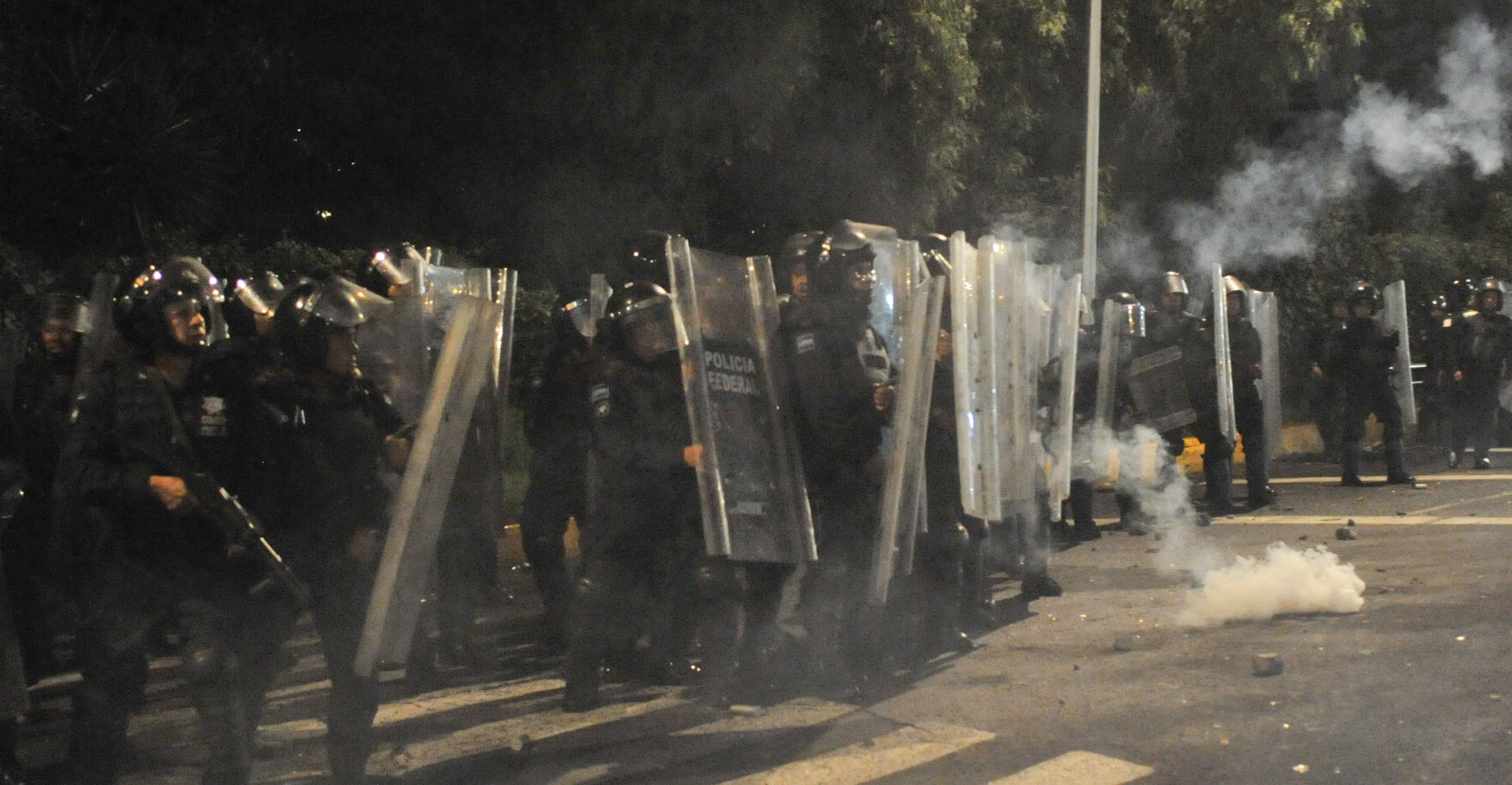 Outside San Juan Ixhuatepec group was that attacked Federal Police