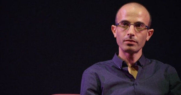 Yuval Noah Harari, the Futurist philosopher who without using cell phone has become involuntary guru of Silicon Valley
