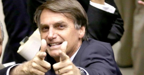 Bolsonaro pretende garantizar por decreto la tenencia de armas para personas “sin antecedentes”