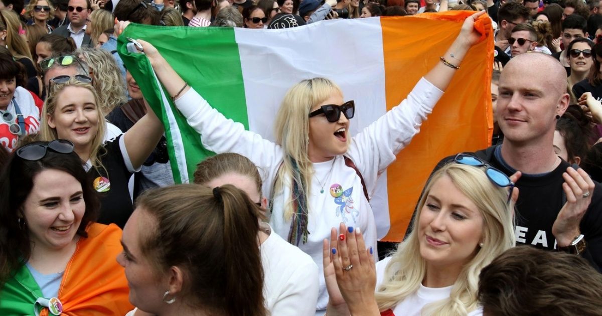 El presidente de Irlanda firmó la legalización del aborto