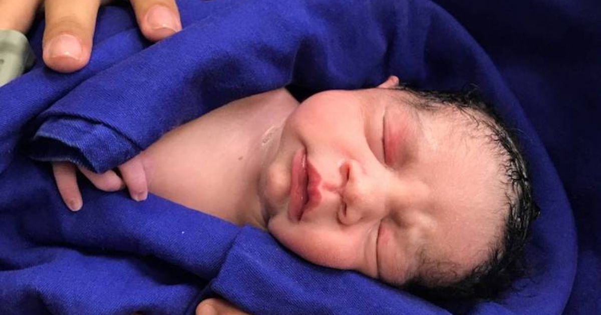 Nació el primer bebé gestado en un útero trasplantado de una mujer muerta