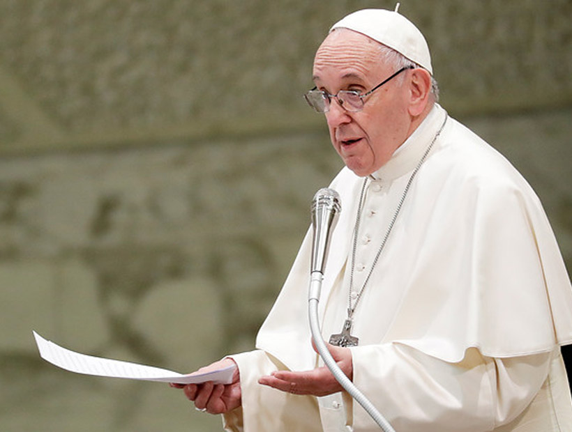 Papa pidió a curas responsables de abuso sexual que se entreguen a la justicia