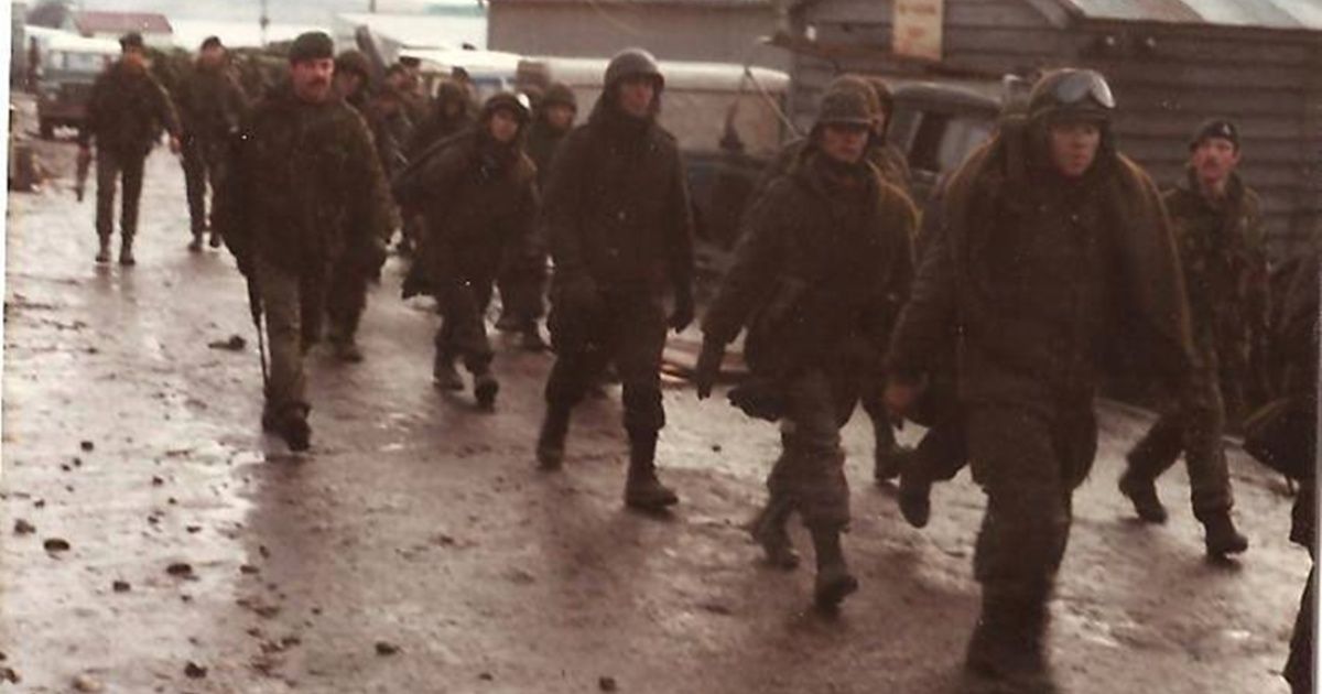 Quiénes son los militares acusados por torturas a soldados en Malvinas