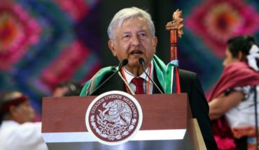 translated from Spanish: AMLO prohibits officials live with suppliers