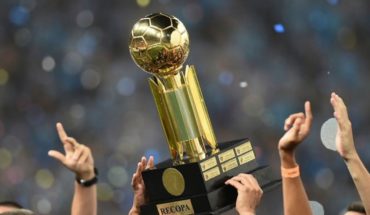 translated from Spanish: Another papelón CONMEBOL: River could play the Recopa Sudamericana in Asia