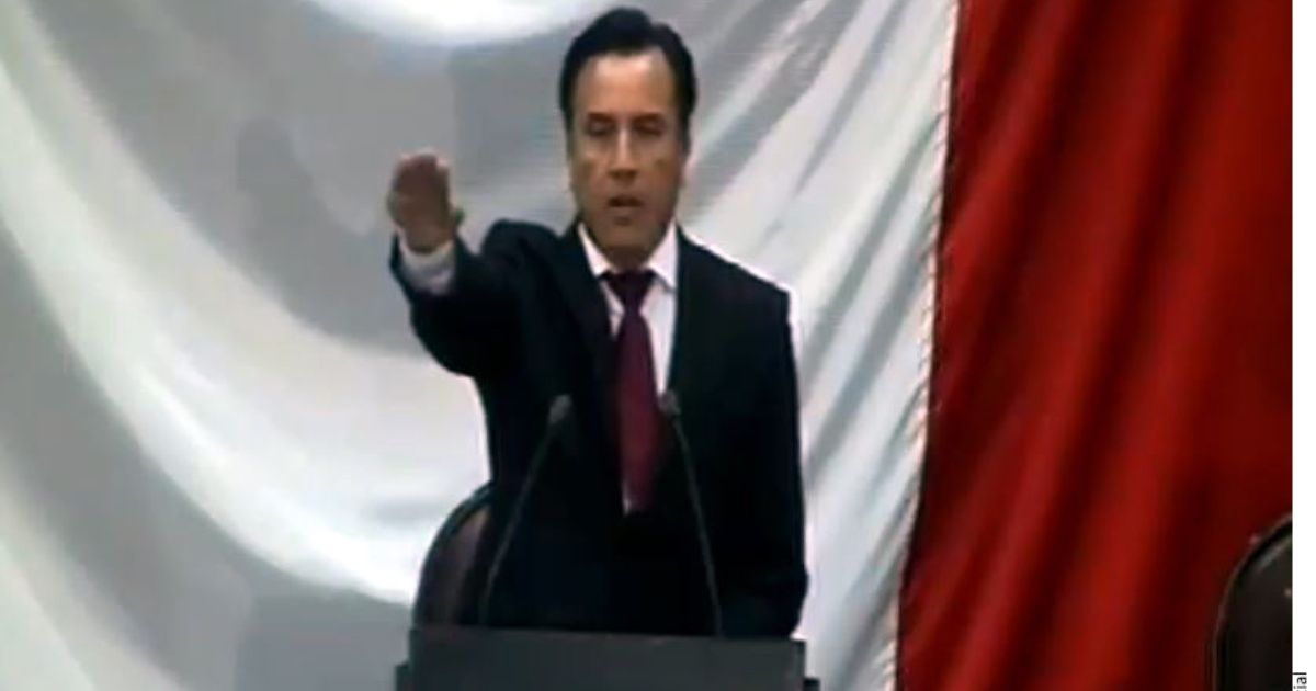 Assumes Cuitláhuac García as Governor of Veracruz