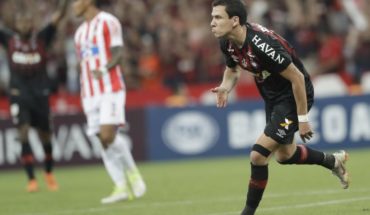 translated from Spanish: Atlético Paranaense beat Junior in criminal and is champion of the Copa Sudamericana