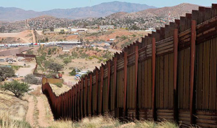 translated from Spanish: Cámara de Representantes de EU aprobó la financiación del muro fronterizo con México