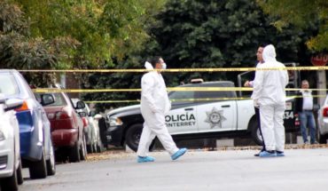 translated from Spanish: Little sisters come as gunmen shot death after reporting her mom