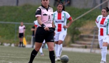 translated from Spanish: María Belén Carvajal, first arbiter to lead a party of Chilean professional soccer male