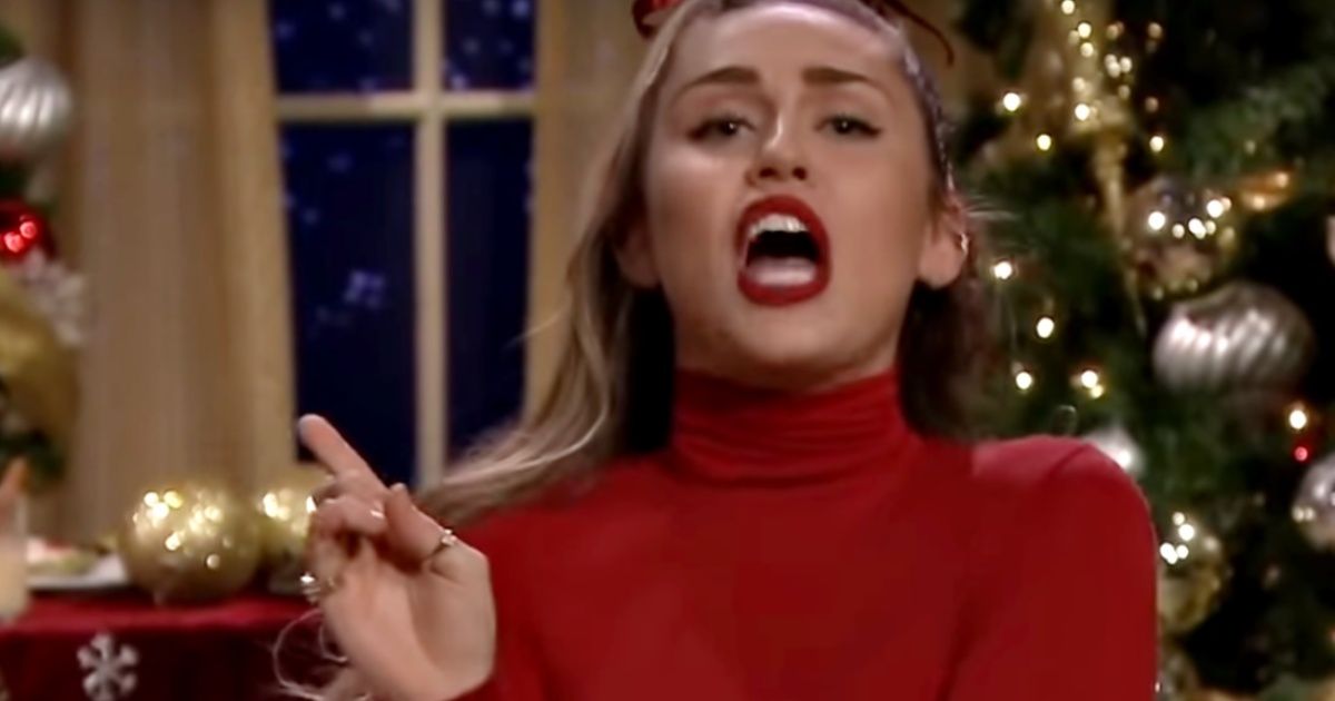 Miley Cyrus y un canto feminista en esta Navidad