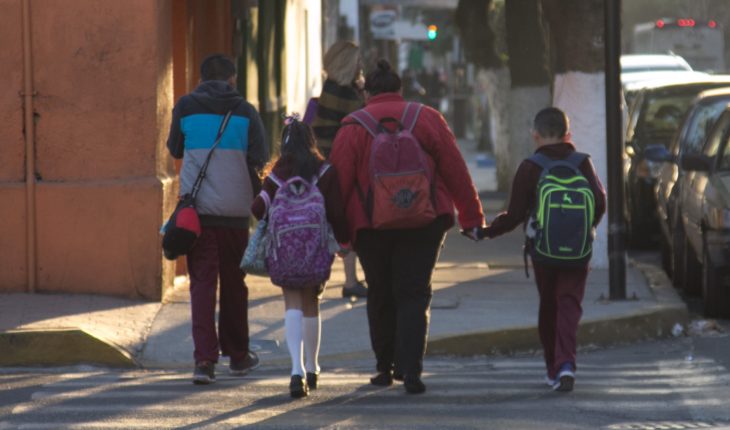 translated from Spanish: More than one million children can’t go to school by poverty: Coneval