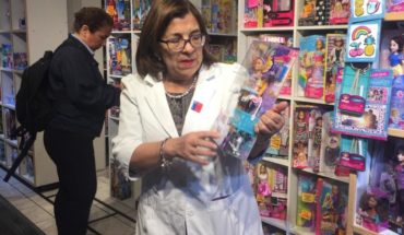 translated from Spanish: Seremi de Salud Metropolitana retiró más de 4 mil productos en fiscalización a jugueterías