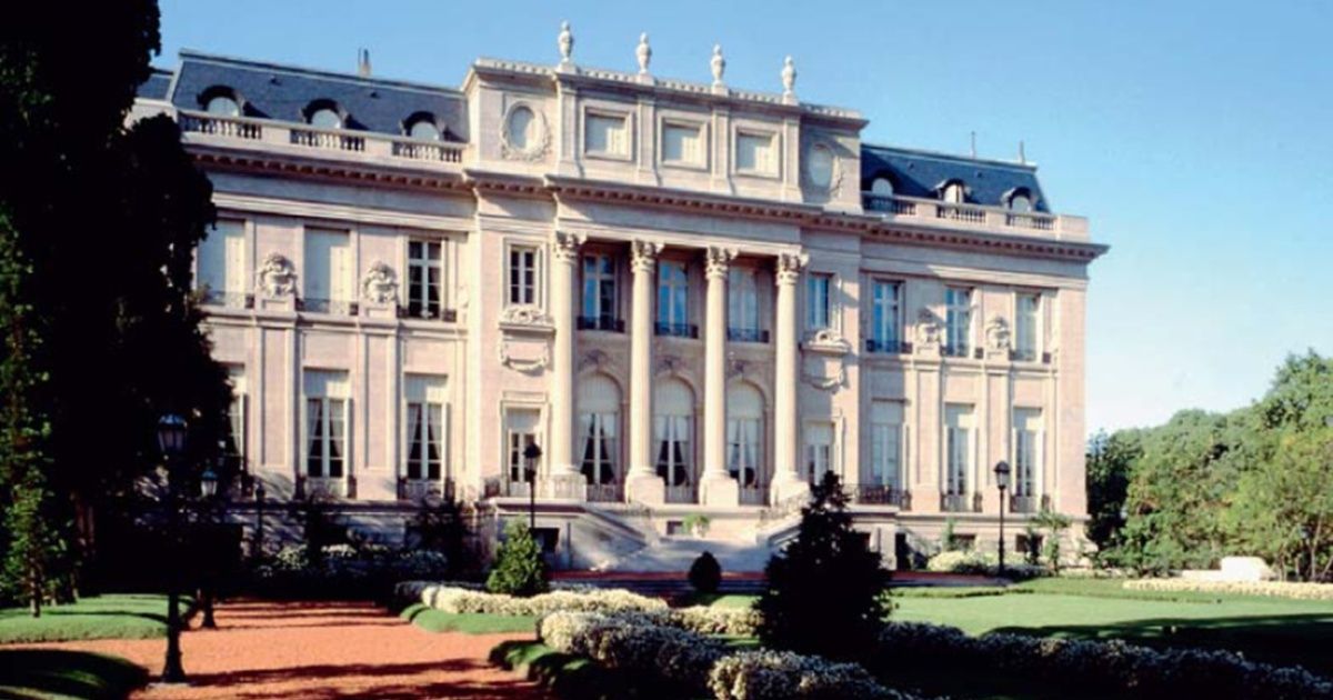 The residence of the Ambassador of the United States, a national historic monument