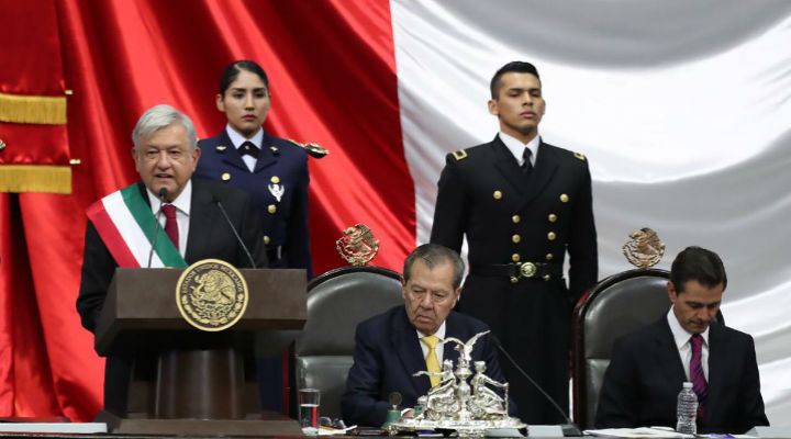 With announcement of not persecution of past officials, Andrés Manuel López Obrador, protest as new President of Mexico
