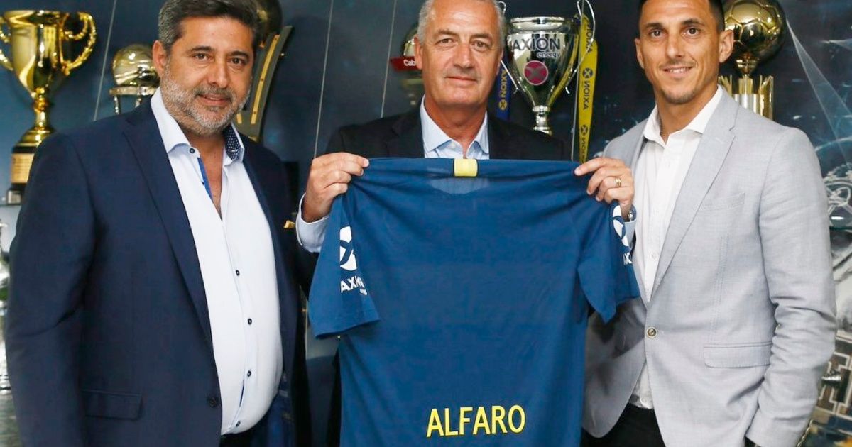 El cruce entre Gustavo Alfaro y un periodista en su presentación como nuevo técnico de Boca